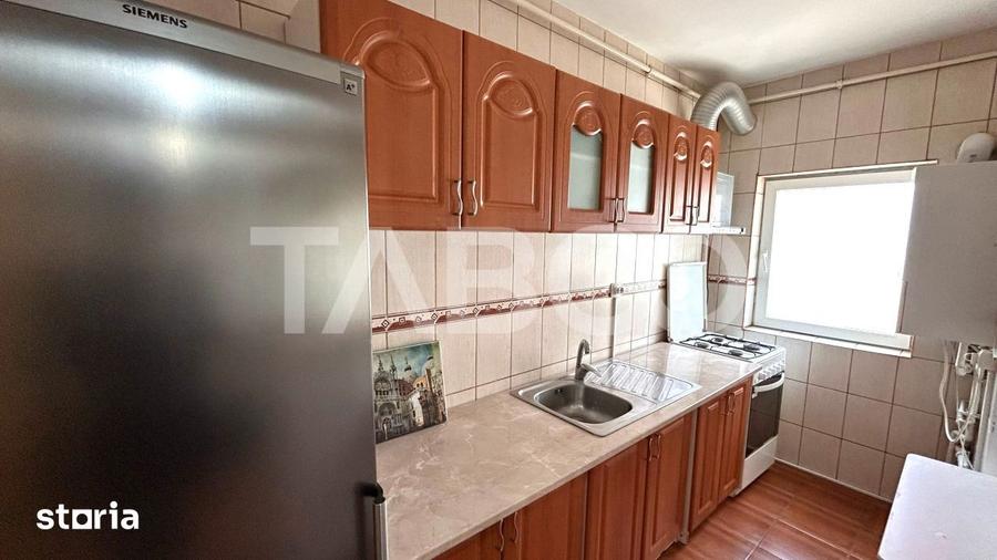 Apartament cu 4 camere semidecomandat, mobilat în Tilișca