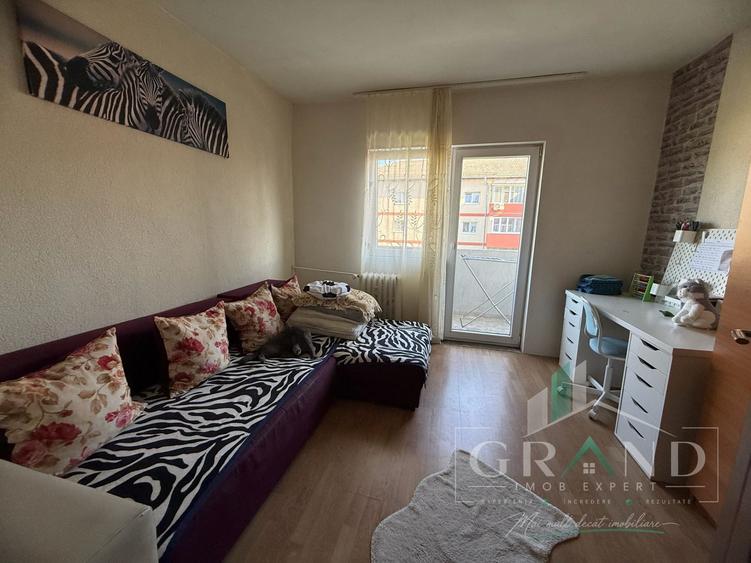 Apartament cu 3 camere decomandat, mobilat în Grigorescu