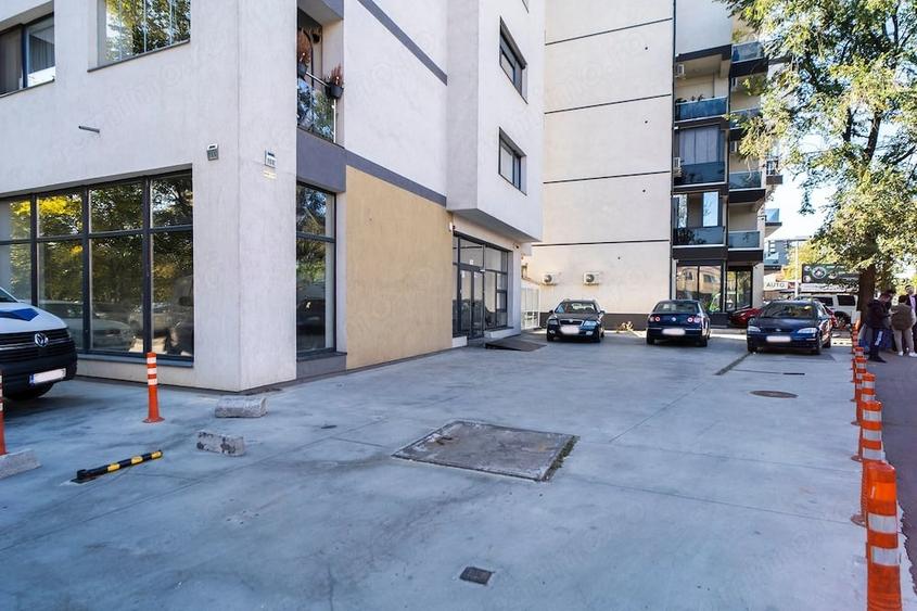 Spațiu comercial, de 280 mp, în Militari