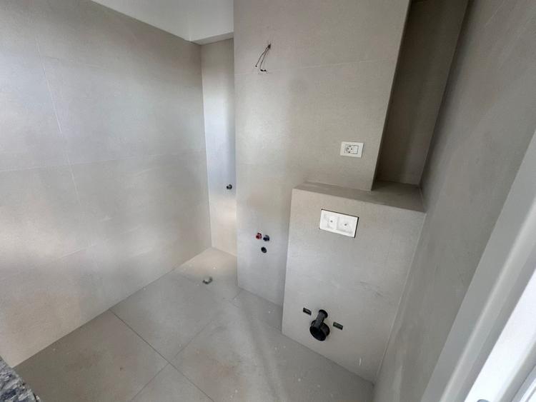 Apartament cu 3 camere decomandat în Tomis Plus