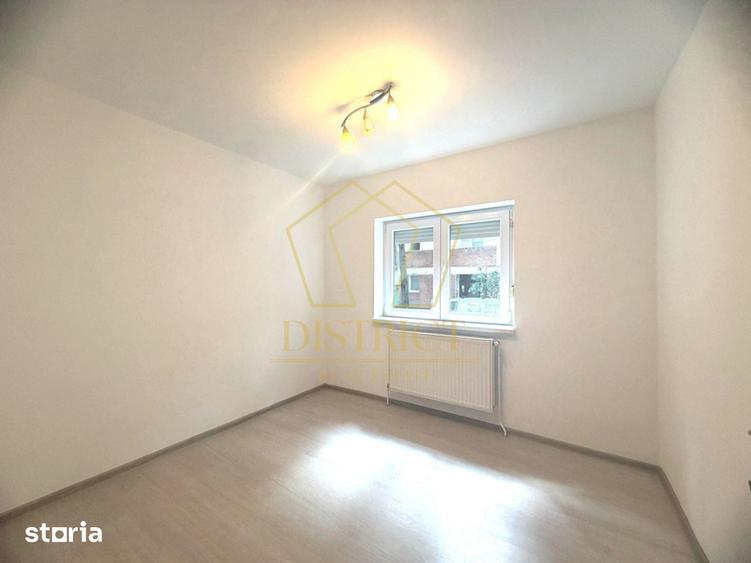 Apartament cu 3 camere, mobilat în Est