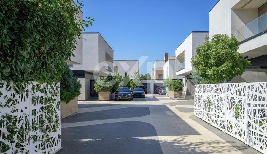 Casă individuală cu 6 camere cu Piscina în Pipera