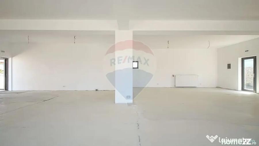 Spațiu comercial, de 320 mp, în Tărlungeni