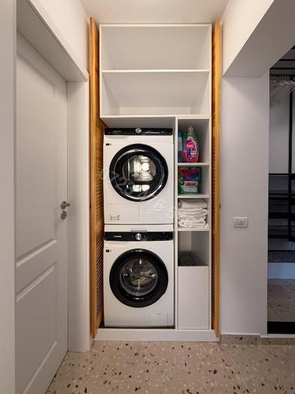 Apartament cu 3 camere decomandat, mobilat în Titan