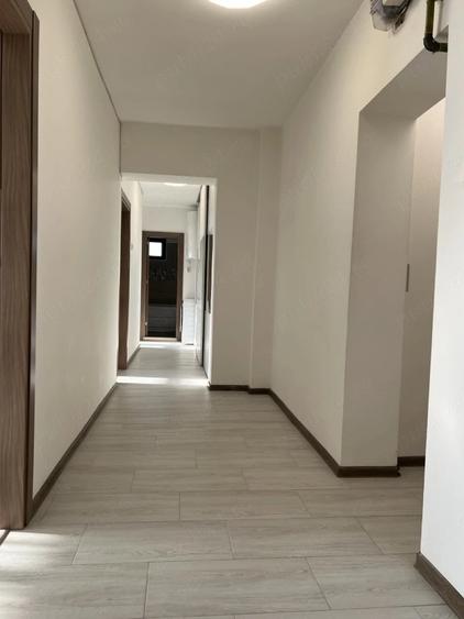 Apartament cu 3 camere decomandat în Morarilor