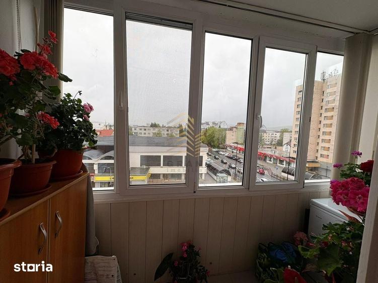 Apartament cu 3 camere în Decebal
