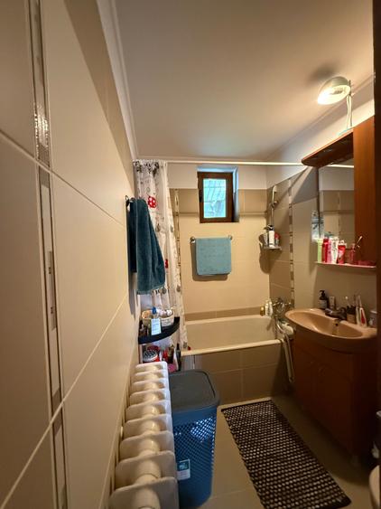 Casă cu 4 camere cu Teren 390 Mp în Ultracentral