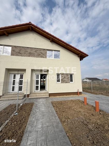 Casă cu 4 camere cu Teren 300 Mp în Ciarda Roșie