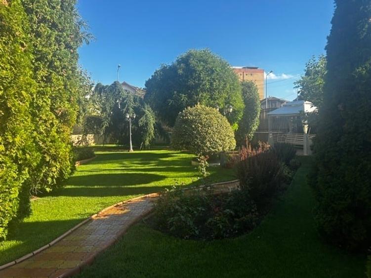 Casă individuală cu 5 camere cu Canalizare în Energia