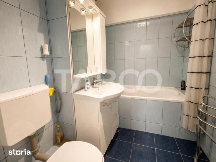 Apartament cu 3 camere decomandat în Trei Stejari