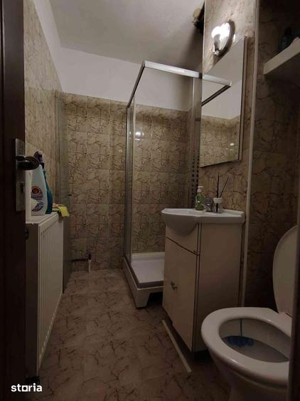 Apartament cu 2 camere semidecomandat în Micro 6
