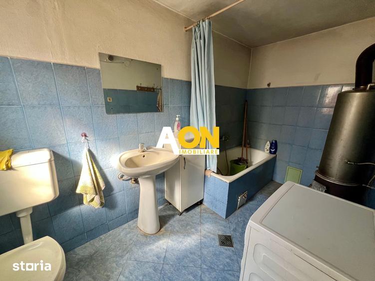 Casă cu 3 camere cu Teren 2835 Mp în Pianu