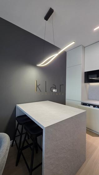 Apartament cu 2 camere semidecomandat, mobilat în Central