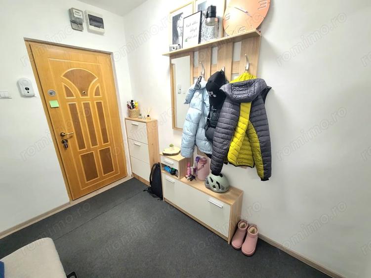 Apartament cu 2 camere semidecomandat în Semicentral