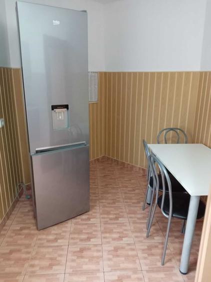 Proprietar | 2 camere decomandat, 65 mp, etaj 2, Tractorul 400. - 7