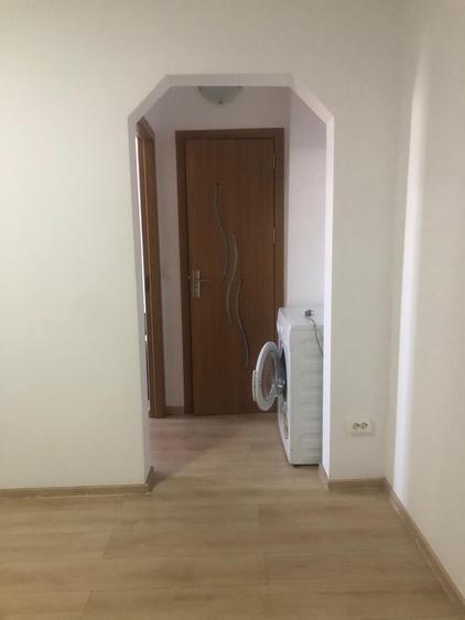 Inchiriez apartament 2 camere Pitesti Trivale etaj 4 - 8