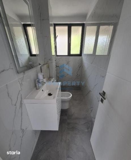 Casă cu 8 camere cu Teren 390 Mp în Parcul Carol