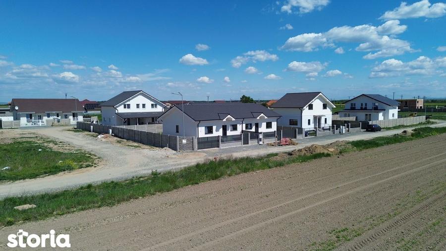 Casă cu 1 camere cu Teren 320 Mp în Bucovăț