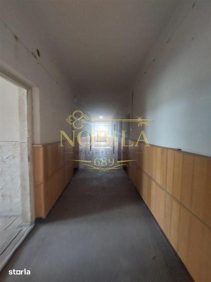 Spațiu comercial, de 36 mp, în Central