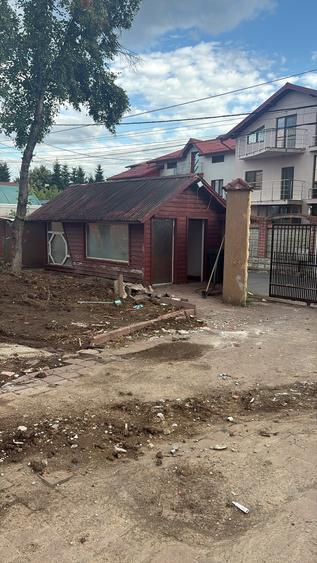 Casă individuală cu 9 camere cu Teren 2500 Mp în Pipera