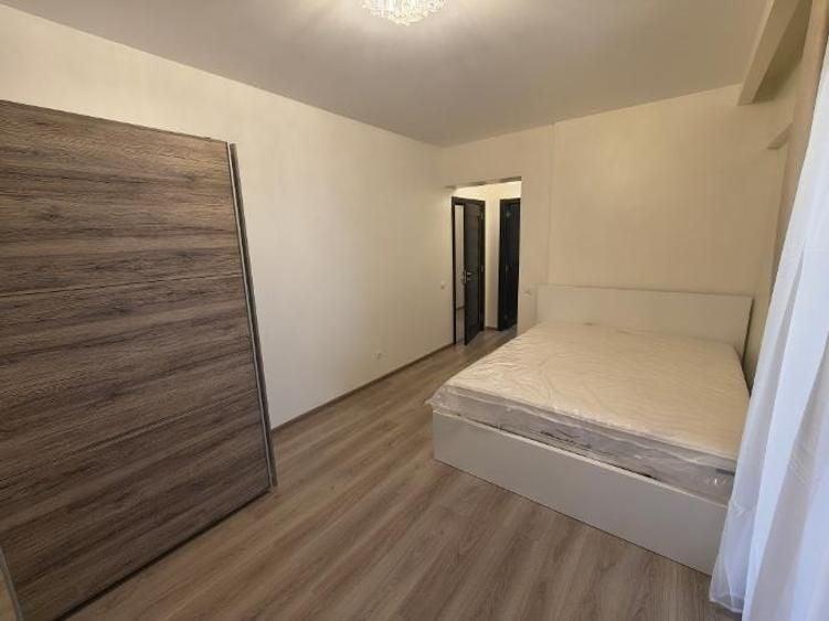 Apartament cu 3 camere decomandat, mobilat în Grozăvești