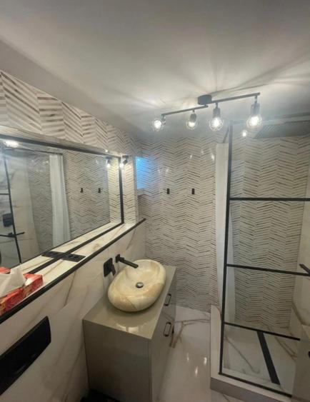 Apartament cu 2 camere decomandat, mobilat în Sebastian