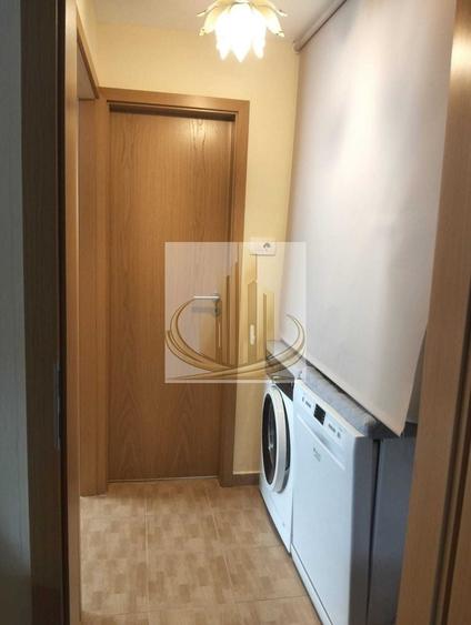 Apartament cu 2 camere semidecomandat, mobilat în Dâmbovița