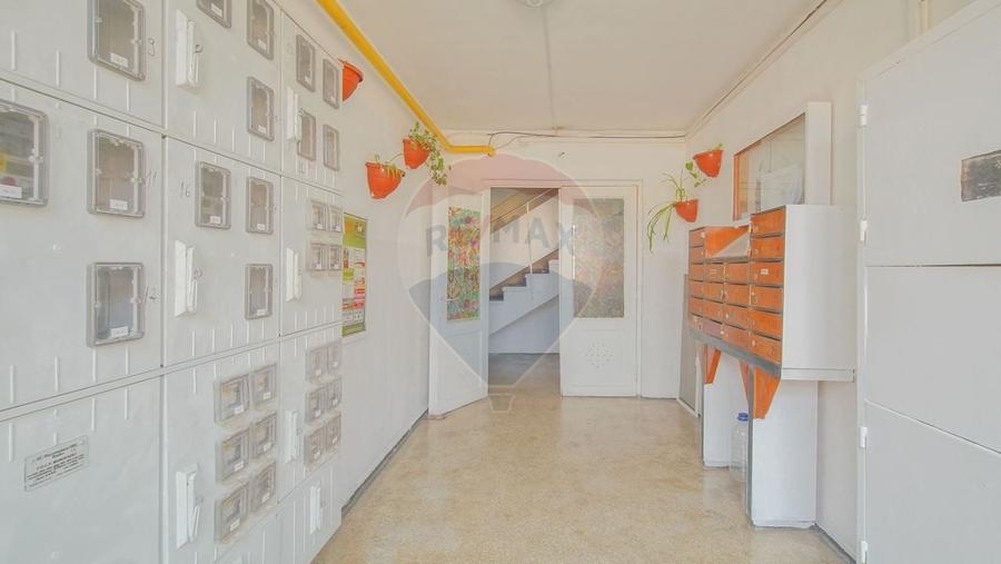 COMISION 0% | Apartament cu 2 camere | Decomandat | Zona Tractorul - 14