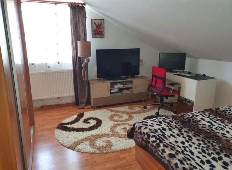 Apartament cu 3 camere decomandat în Tătărași