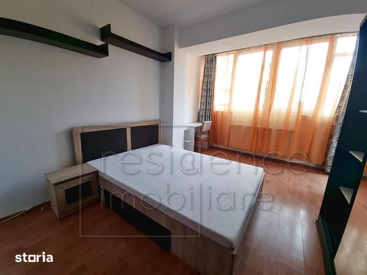 Apartament cu 3 camere decomandat în Mărăști