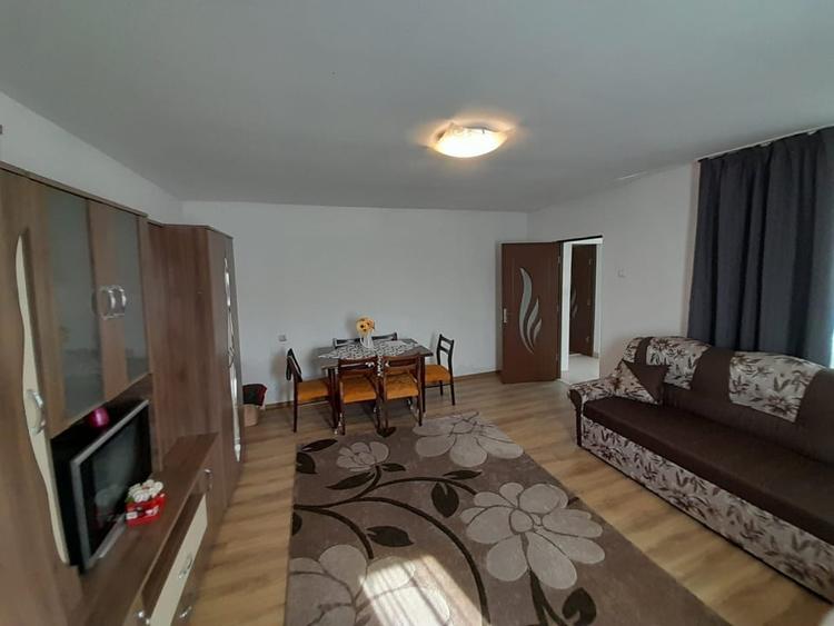 Casă individuală cu 3 camere cu Canalizare în Periferie