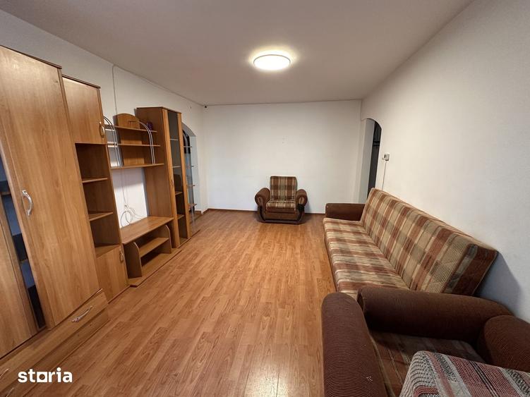 Apartament cu 2 camere semidecomandat în Central