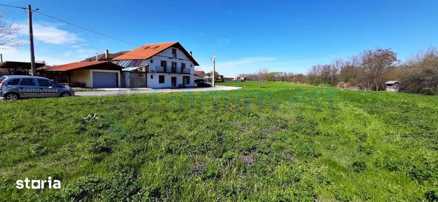 Teren de 1142 mp, în Sânmartin