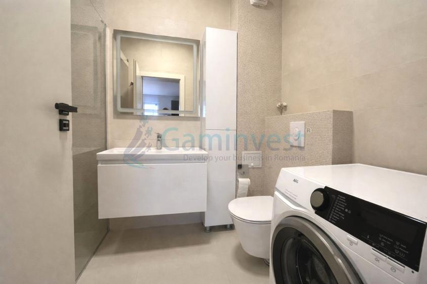 Apartament cu 4 camere decomandat, mobilat în Central