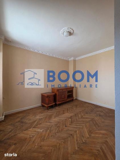 Apartament cu 3 camere decomandat în Central