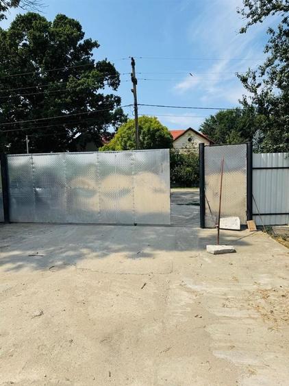 Spațiu industrial, de 300 mp, în Santăul Mic