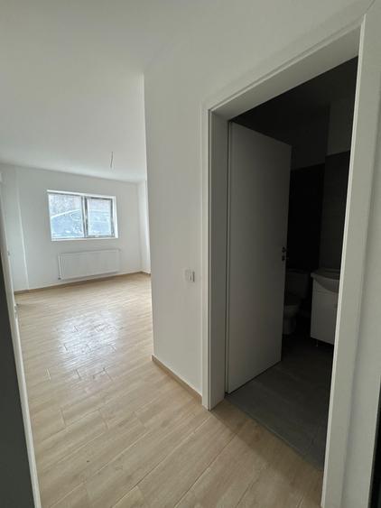 VANZARE GARSONIERA DECOMANDATA CU BALCON -BLOC FINALIZAT-COMISION 0% TVA INCLUS - 5