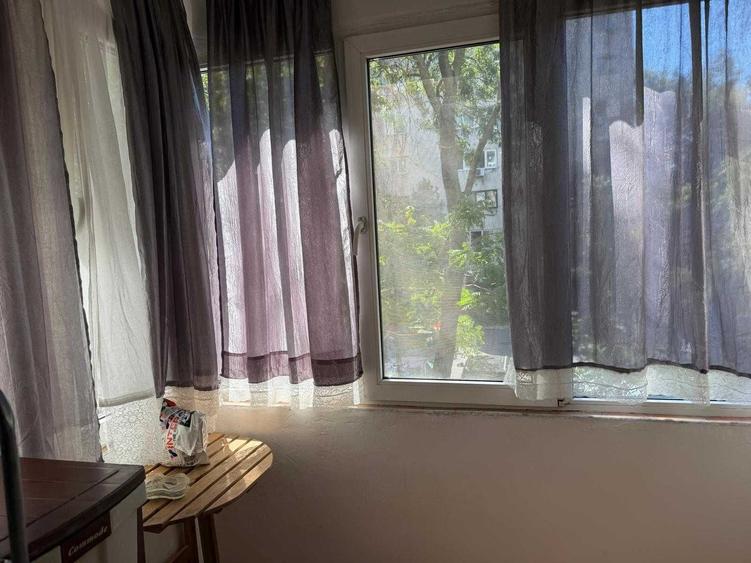 Apartament cu 2 camere decomandat în Giulești