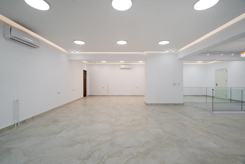 Spațiu comercial, de 235 mp, în Colentina