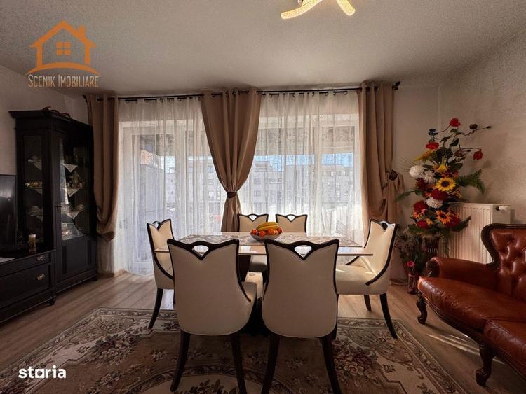 Apartament cu 3 camere decomandat, mobilat în Tractorul