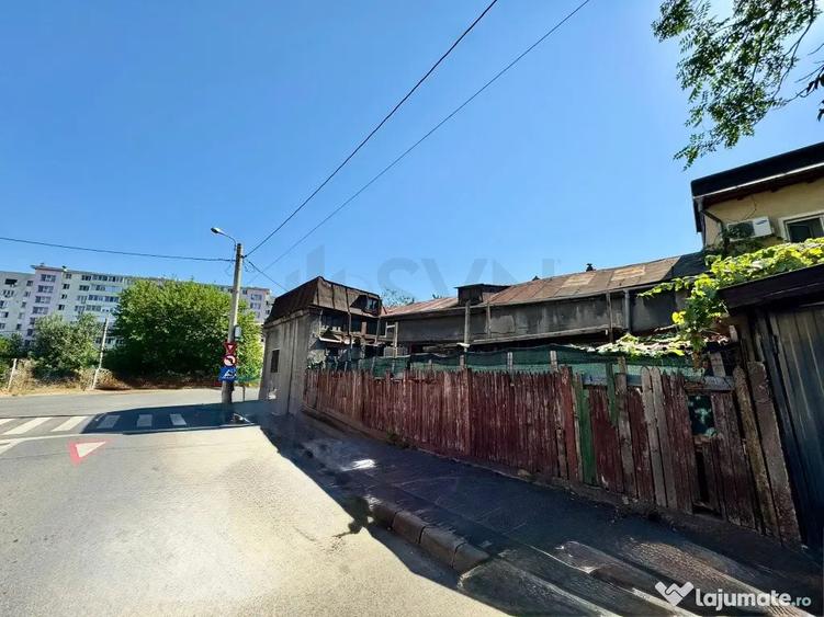 Casă cu 5 camere cu Canalizare în Calea Plevnei