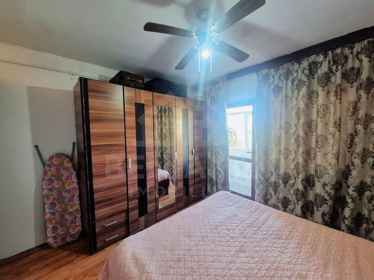 Apartament cu 3 camere semidecomandat în Lăpuș