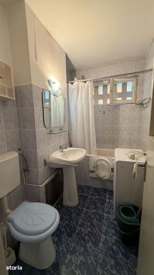 Apartament cu 2 camere semidecomandat în Exterior Vest