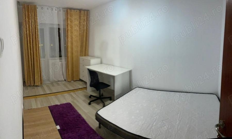 Apartament cu 4 camere decomandat în Păcurari
