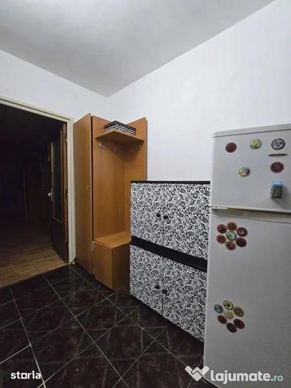 Garsonieră decomandată în Țiglina 1