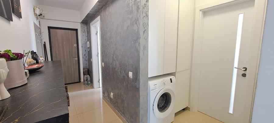 Apartament cu 2 camere decomandat, mobilat în Central