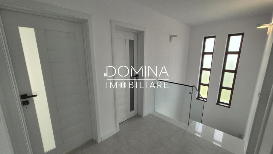 Casă individuală cu 5 camere cu Canalizare în Central