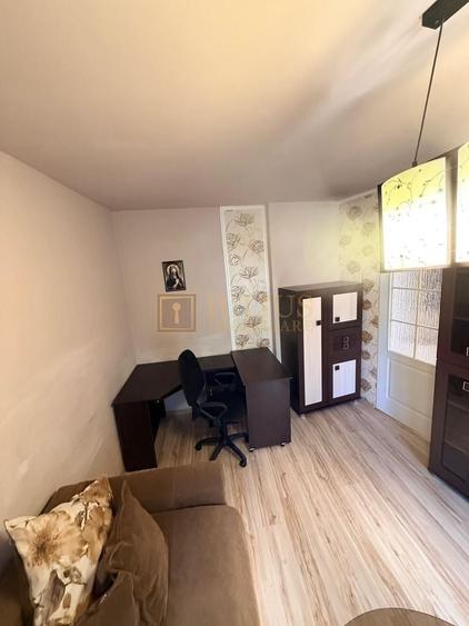 Apartament cu 3 camere decomandat, mobilat în Complex Studențesc