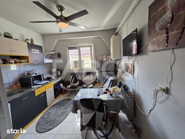 Apartament cu 2 camere decomandat, mobilat în Broscărie