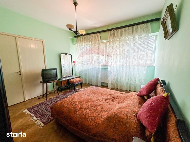 Apartament cu 3 camere în Centrul Istoric
